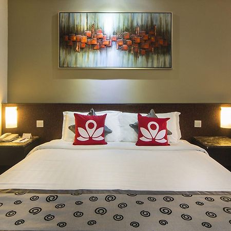 Zen Rooms Novena Singapore Bagian luar foto